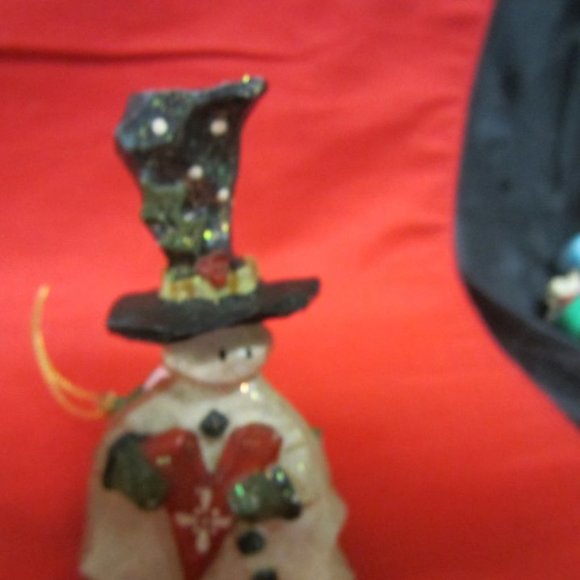 VINTAGE 90'S SNOWMAN COLLECTION OF 5 SNOWMAN MOTIF ORNAMENTS/FIGURES - Picture 2 of 9